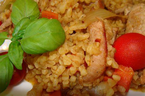 Italský bulgur s hovězím masem a zeleninou