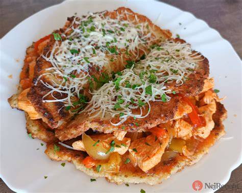 Bramboráky plněné opečeným lunchmeatem