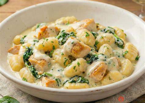 Gnocchi v krémové kari omáčce