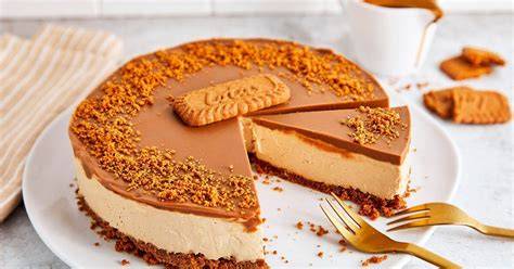 Lotus cheesecake s karamelovou drobenkou