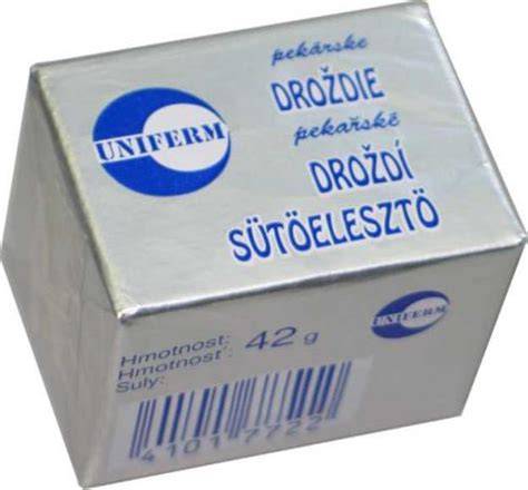 Lisované čerstvé droždí kostka