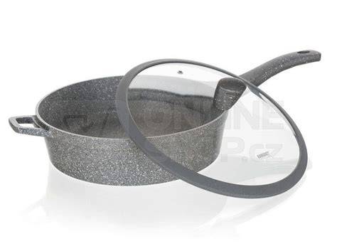pánev 28 cm s nepřilnavým povrchem