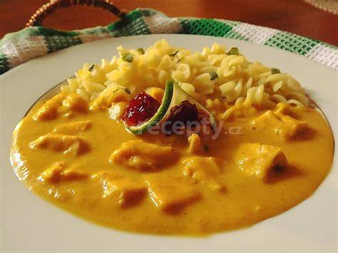 Veganská dýňová omáčka s kešu ořechy