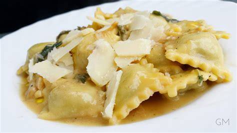 ravioli s ricottou špenátem a šalvějí
