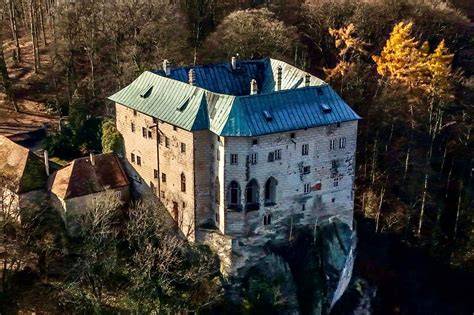 hrad Houska a fantasy bitva