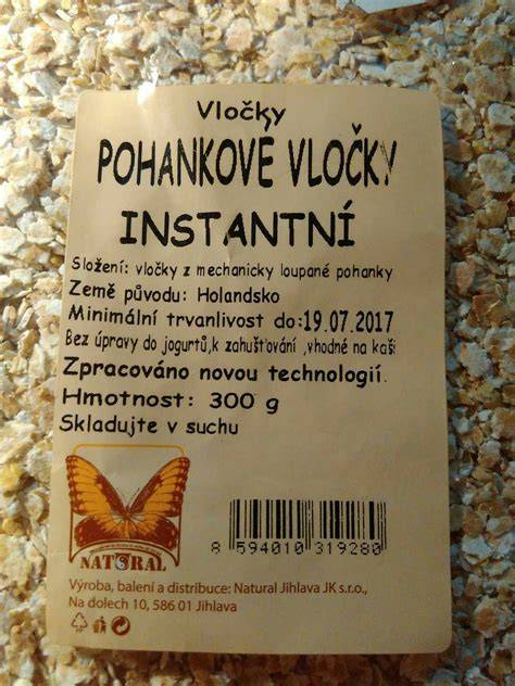 Pohankové vločky zalité horkou vodou