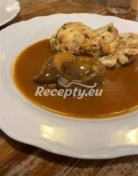 Hříbková omáčka se zvěřinou