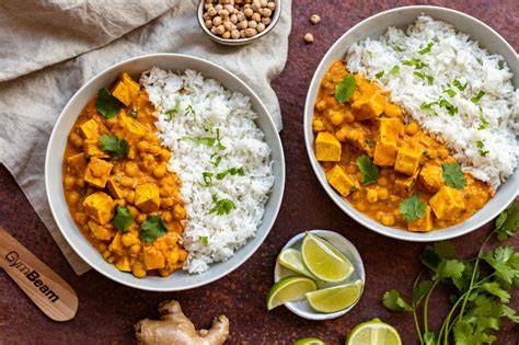 Veganské cizrnové kari s tofu