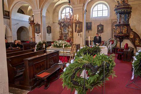 kostel Vítonice pohřební rozloučení
